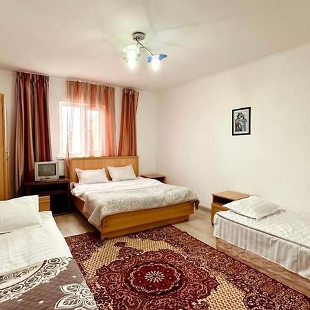 Chilling House Ξενοδοχείο Cholpon-Ata Εξωτερικό φωτογραφία